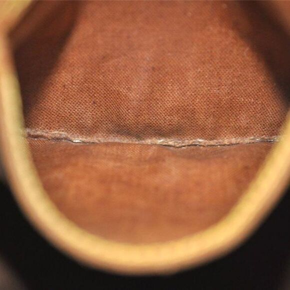 Louis Vuitton Monogram Speedy 30 Hand Bag - Picture 10 of 15